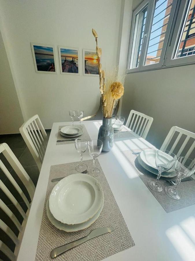 Apartamento Alhucemas Playa Málaga Exterior foto